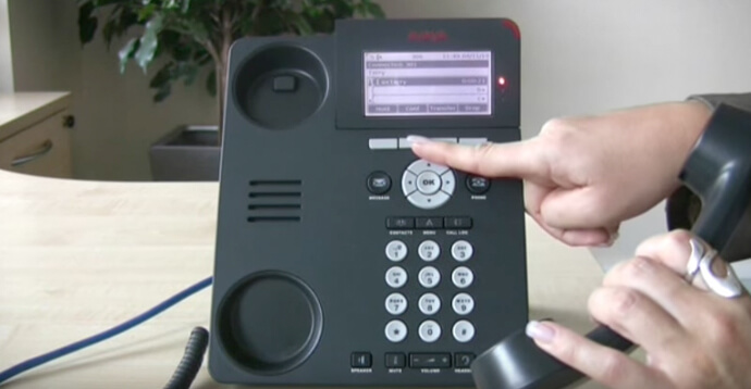 Setting up a conference call - Avaya IP Office 96 series telephone