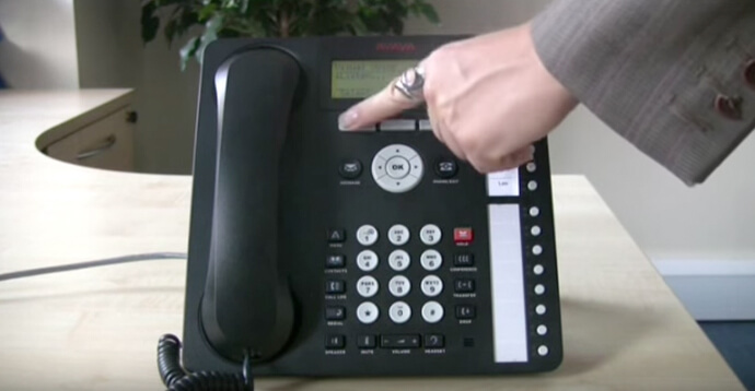 Using voicemail - Avaya IP Office 1616 series telephone